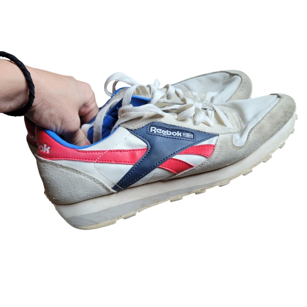 Reebok Mens Aztec II Sneakers 9 White Blue Red Suede Retro Runner Athleisure